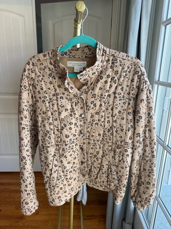 saltwater LUXE Tan Animal Print Quilted Button-Front Jacket - Picture 2 of 3
